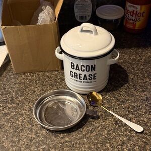 White and Black Bacon Grease Container with Strainer